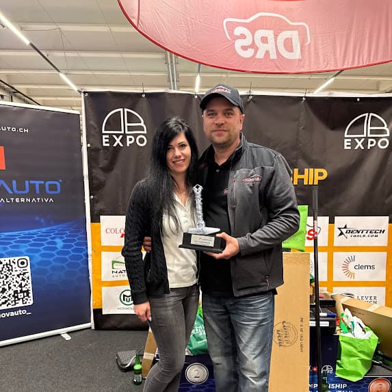 Miro and Victoria celebrating the 2nd place win in Italy